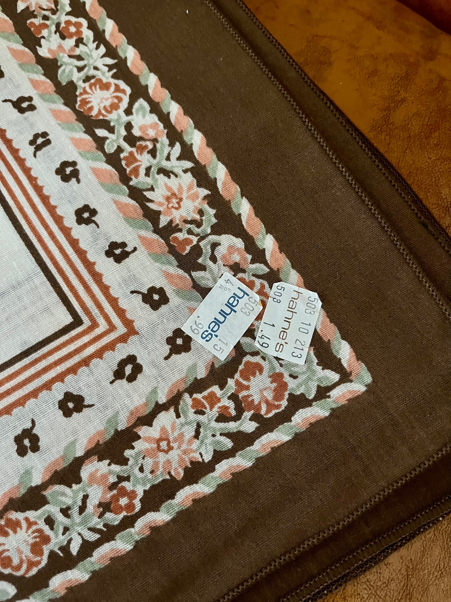 Vintage Pocket Hank Set