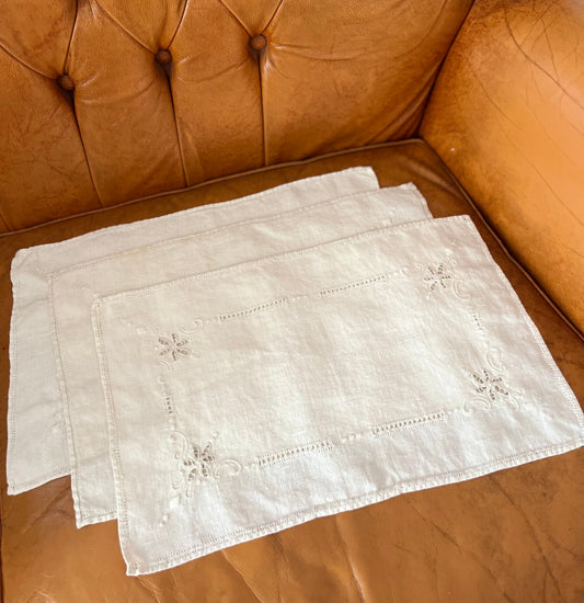 Vintage Linen Hand Towel Set