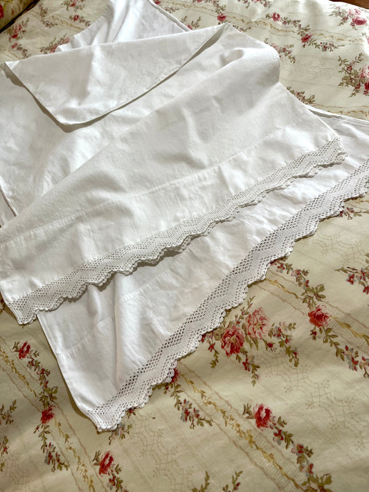 Vintage White Crocheted Pillow Case Set / SOLD